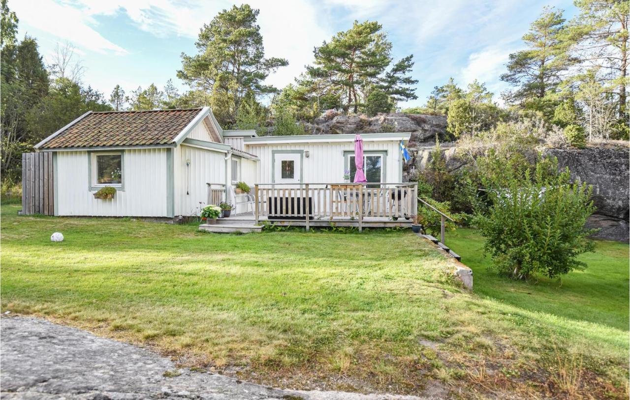 Cozy Home In Strmstad With Wifi Strömstad Exterior foto